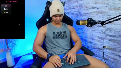 EDWARD CLARCK online show from December 2024 04:21:01 AM