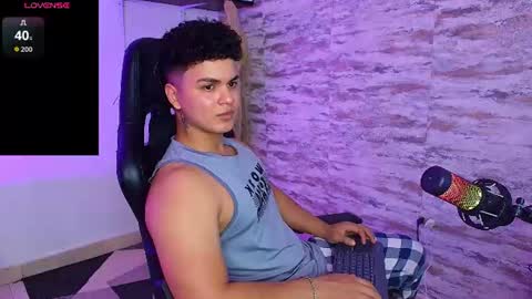 EDWARD CLARCK online show from June 2026 04:58:02 AM