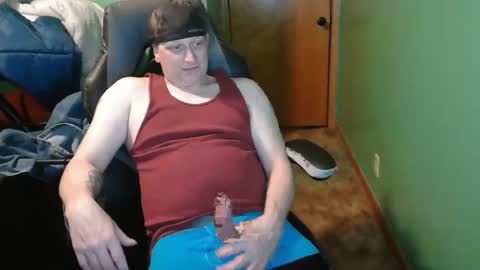 edwardaims_2please online show from May 2026 01:57:02 AM
