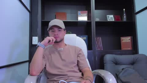 Edward Ross online show from January 2025 02:19:02 AM