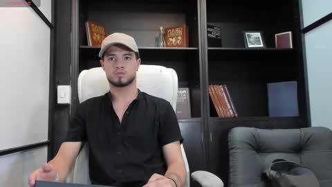 Edward Ross online show from March 2025 07:04:02 PM