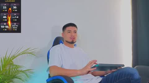 Edward Ross online show from October 2025 04:29:02 PM