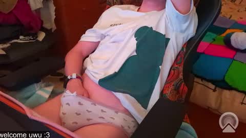 Snapshot of edwarh_01 chatting on March 2026 03:11:01 AM Alex online show from March 2026 03:11:01 AM