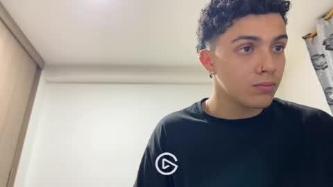 Snapshot of edwisalvatore chatting on December 2024 05:42:01 AM edwisalvatore online show from December 2024 05:42:01 AM