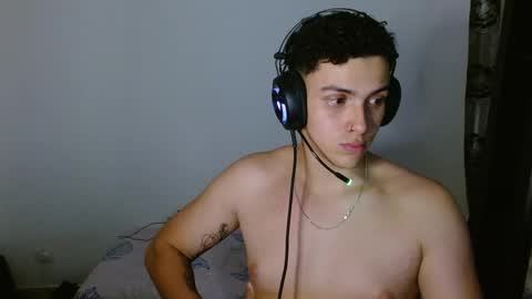 Snapshot of edwisalvatore chatting on January 2025 04:57:02 AM edwisalvatore online show from January 2025 04:57:02 AM