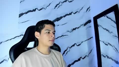 Snapshot of edy_play1 chatting on April 2026 07:34:01 AM edy online show from April 2026 07:34:01 AM