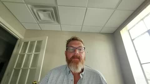 Snapshot of edyja chatting on April 2026 12:44:02 PM Eddya online show from April 2026 12:44:02 PM