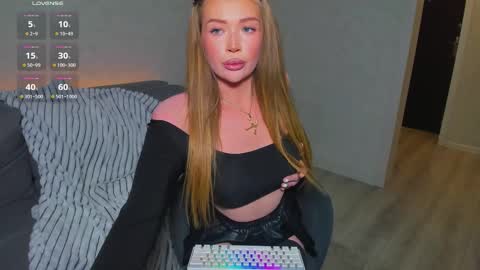 Snapshot of eeekaterina chatting on March 2026 03:18:02 PM Katty online show from March 2026 03:18:02 PM