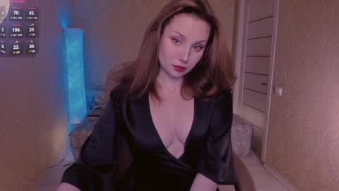 eesmaaarr online show from January 2025 09:50:02 PM