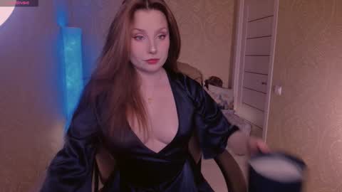 eesmaaarr online show from February 2025 10:32:01 PM