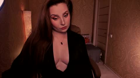 eesmaaarr online show from February 2026 11:19:02 PM