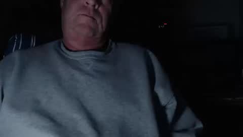 Snapshot of eeyoreeeyore chatting on October 2025 03:27:01 AM eeyoreeeyore online show from October 2025 03:27:01 AM