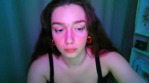 Snapshot of effie_balconii chatting on October 2025 11:42:02 AM effie_balconii online show from October 2025 11:42:02 AM