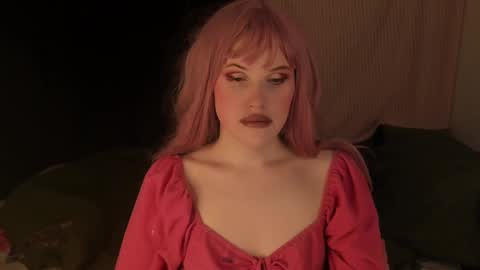 Effie Mur online show from December 2024 04:17:01 PM