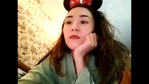 Effy online show from November 2025 02:38:02 PM