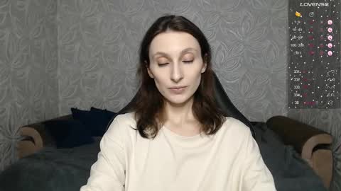 Snapshot of effy_gray chatting on March 2026 06:52:01 AM Anna online show from March 2026 06:52:01 AM