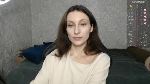 Snapshot of effy_gray chatting on March 2026 08:19:01 AM Anna online show from March 2026 08:19:01 AM