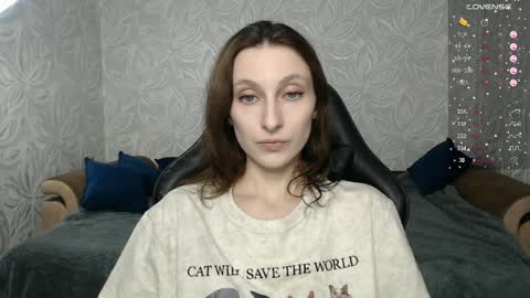 Snapshot of effy_gray chatting on March 2026 02:44:01 AM Anna online show from March 2026 02:44:01 AM