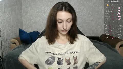 Snapshot of effy_gray chatting on April 2026 06:55:02 AM Anna online show from April 2026 06:55:02 AM