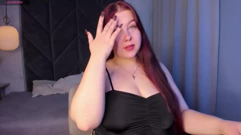 Effy online show from October 2025 02:01:02 PM