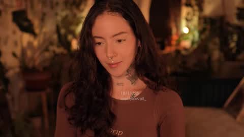 Effy online show from November 2025 01:27:02 AM