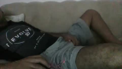 Snapshot of egyman2022 chatting on October 2025 06:52:02 PM Im momo 35 Egyptian at Dubai online show from October 2025 06:52:02 PM