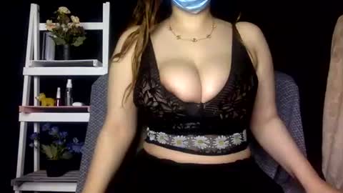 Snapshot of egyptian_mezze chatting on October 2025 11:25:02 PM Soso online show from October 2025 11:25:02 PM