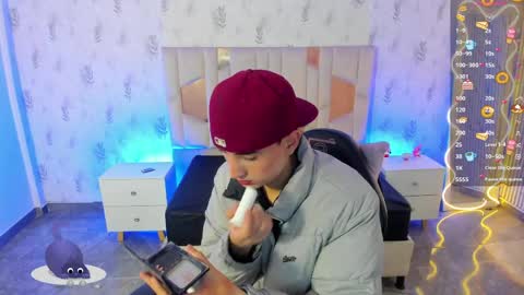 eidan_tay online show from May 2026 01:39:01 PM