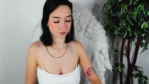 eileenmoores online show from September 2025 07:19:01 AM