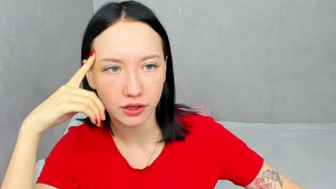 eileenmoores online show from March 2026 04:55:01 PM