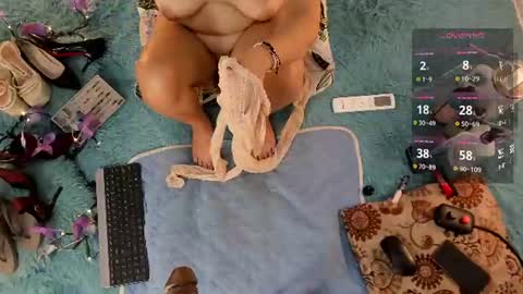 Snapshot of eilin_clio chatting on July 2026 06:58:02 PM Eilin online show from July 2026 06:58:02 PM