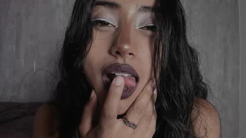 Eilyn online show from March 2025 02:36:01 AM