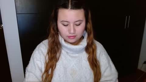 Snapshot of eimy_collin chatting on December 2024 07:17:02 AM EIMY   MODEL INDEPENDENT online show from December 2024 07:17:02 AM