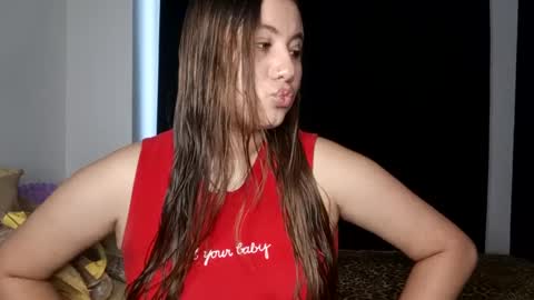 Snapshot of eimy_collin chatting on December 2024 10:34:02 PM EIMY   MODEL INDEPENDENT online show from December 2024 10:34:02 PM