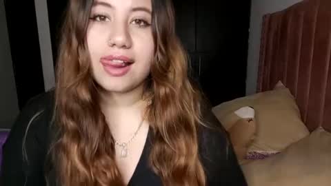 Snapshot of eimy_collin chatting on February 2025 05:25:01 AM EIMY   MODEL INDEPENDENT online show from February 2025 05:25:01 AM