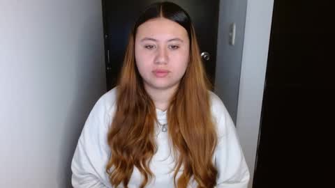 Snapshot of eimy_collin chatting on February 2025 05:53:02 AM EIMY   MODEL INDEPENDENT online show from February 2025 05:53:02 AM