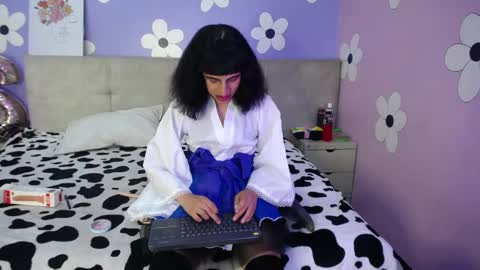 Eimyflorian online show from February 2025 11:36:02 AM