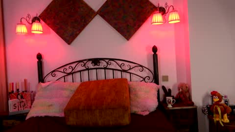 Elena online show from February 2025 07:47:01 AM