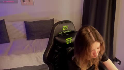 eira_kilian online show from November 2025 10:15:01 AM