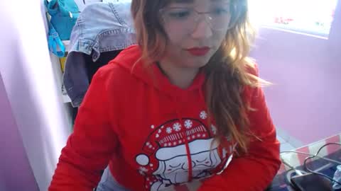 Eirene online show from December 2024 06:15:01 PM