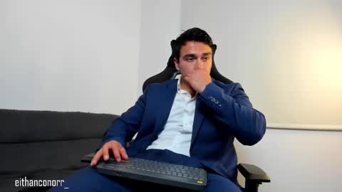 EITHAN CONOR online show from November 2025 02:21:02 AM