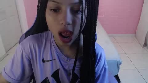 Snapshot of eiviiy1609 chatting on November 2025 02:28:02 PM eiviiy1609 online show from November 2025 02:28:02 PM