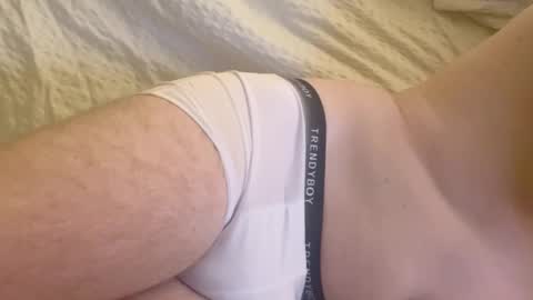 Snapshot of eizy_eiz chatting on October 2025 12:11:02 AM eizy_eiz online show from October 2025 12:11:02 AM