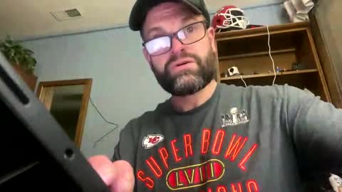 Snapshot of ejbooker11 chatting on January 2025 01:53:01 PM PiedPiper online show from January 2025 01:53:01 PM