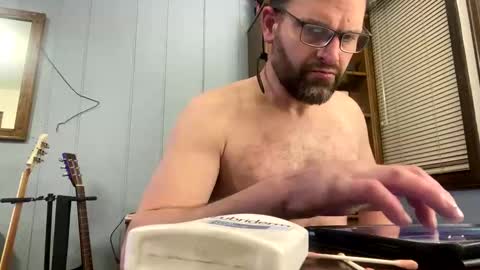 Snapshot of ejbooker11 chatting on February 2025 07:36:02 AM PiedPiper online show from February 2025 07:36:02 AM