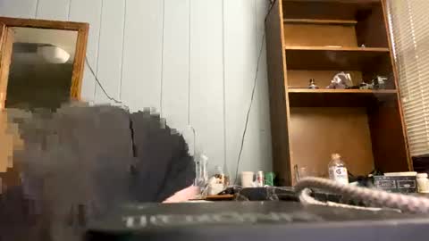 Snapshot of ejbooker11 chatting on September 2025 12:14:01 AM PiedPiper online show from September 2025 12:14:01 AM