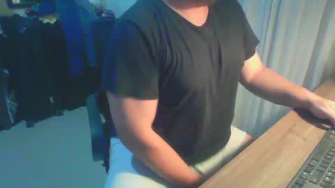 Juan Pablo M online show from December 2024 07:40:02 AM