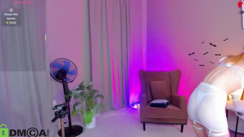 please read my bio there is information about private shows and about my personality online show from November 2025 11:12:02 AM