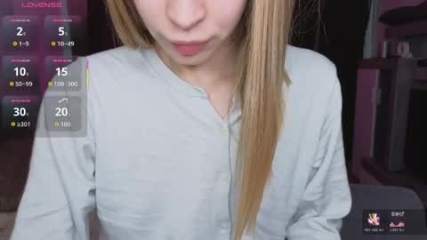 Snapshot of el1s_evans chatting on April 2026 11:05:02 AM please read my bio there is information about private shows and about my personality online show from April 2026 11:05:02 AM