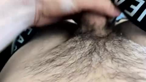 Snapshot of el_taringuero chatting on April 2026 06:45:01 PM el_taringuero online show from April 2026 06:45:01 PM